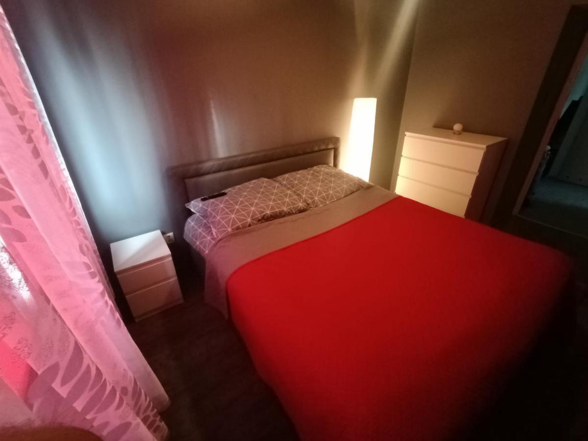 Apartament Przy Dworcu W Sanoku Exterior foto